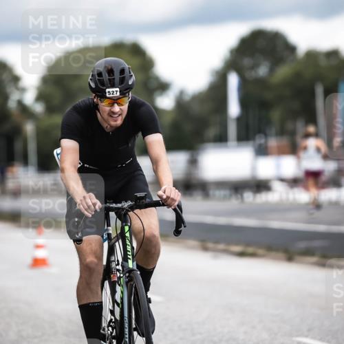 16.08.2026 - KN Förde Triathlon 2026 H.Heesch http://msf.ph/oto/9986127 16.08.2026 13:08:45 Radfahren 527, 586, 598 meine-sportfotos.de