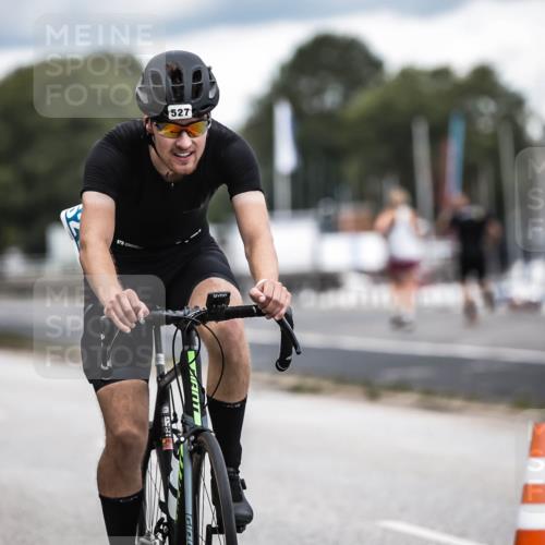 16.08.2026 - KN Förde Triathlon 2026 H.Heesch http://msf.ph/oto/9986130 16.08.2026 13:08:45 Radfahren 527, 586, 598 meine-sportfotos.de
