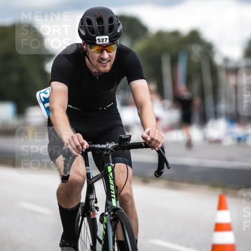 16.08.2026 - KN Förde Triathlon 2026 H.Heesch http://msf.ph/oto/9986133 16.08.2026 13:08:45 Radfahren 527, 586, 598 meine-sportfotos.de