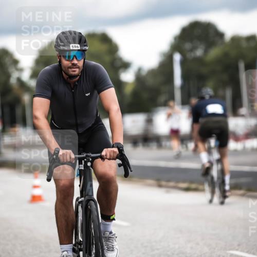 16.08.2026 - KN Förde Triathlon 2026 H.Heesch http://msf.ph/oto/9986138 16.08.2026 13:08:48 Radfahren 527, 581, 586, 598, 716 meine-sportfotos.de