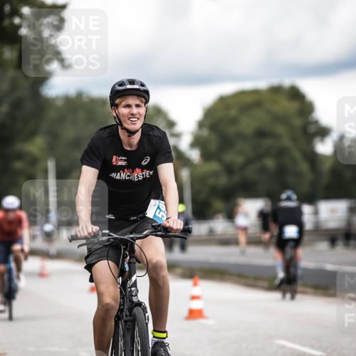 16.08.2026 - KN Förde Triathlon 2026 H.Heesch http://msf.ph/oto/9986187 16.08.2026 13:09:00 Radfahren 591, 600, 707, 709, 714 meine-sportfotos.de
