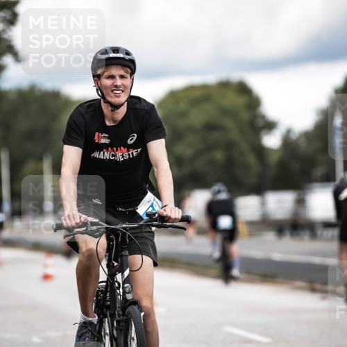 16.08.2026 - KN Förde Triathlon 2026 H.Heesch http://msf.ph/oto/9986192 16.08.2026 13:09:00 Radfahren 591, 600, 707, 709, 714 meine-sportfotos.de