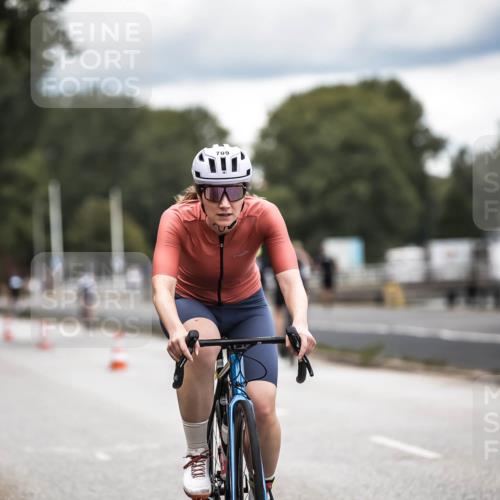 16.08.2026 - KN Förde Triathlon 2026 H.Heesch http://msf.ph/oto/9986196 16.08.2026 13:09:02 Radfahren 589, 591, 707, 709 meine-sportfotos.de