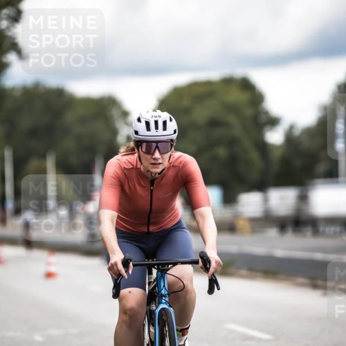 16.08.2026 - KN Förde Triathlon 2026 H.Heesch http://msf.ph/oto/9986199 16.08.2026 13:09:02 Radfahren 589, 591, 707, 709 meine-sportfotos.de