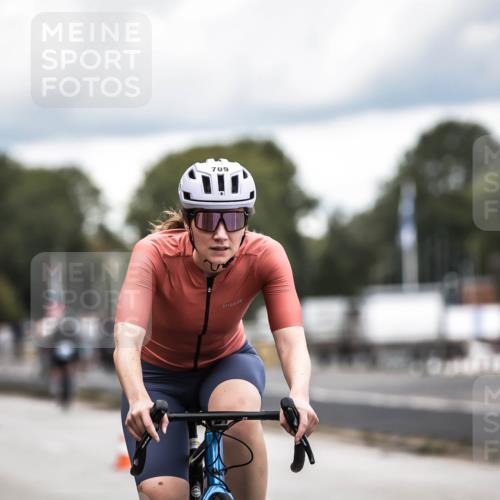 16.08.2026 - KN Förde Triathlon 2026 H.Heesch http://msf.ph/oto/9986203 16.08.2026 13:09:03 Radfahren 589, 591, 707, 709 meine-sportfotos.de