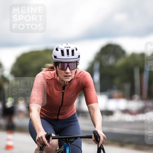 16.08.2026 - KN Förde Triathlon 2026 H.Heesch http://msf.ph/oto/9986207 16.08.2026 13:09:03 Radfahren 589, 591, 707, 709 meine-sportfotos.de