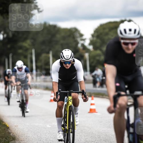 16.08.2026 - KN Förde Triathlon 2026 H.Heesch http://msf.ph/oto/9986221 16.08.2026 13:09:11 Radfahren 505, 519, 520, 522, 525, 551, 746 meine-sportfotos.de