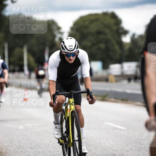 16.08.2026 - KN Förde Triathlon 2026 H.Heesch http://msf.ph/oto/9986227 16.08.2026 13:09:11 Radfahren 505, 519, 520, 522, 525, 551, 746 meine-sportfotos.de