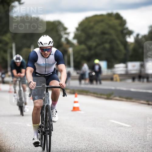 16.08.2026 - KN Förde Triathlon 2026 H.Heesch http://msf.ph/oto/9986235 16.08.2026 13:09:12 Radfahren 505, 519, 520, 522, 525, 551, 746 meine-sportfotos.de