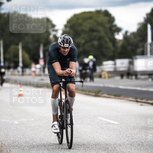 16.08.2026 - KN Förde Triathlon 2026 H.Heesch http://msf.ph/oto/9986242 16.08.2026 13:09:14 Radfahren 519, 520, 522, 525, 551 meine-sportfotos.de