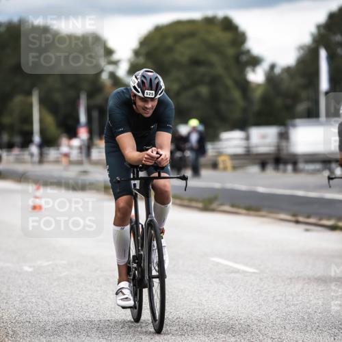 16.08.2026 - KN Förde Triathlon 2026 H.Heesch http://msf.ph/oto/9986243 16.08.2026 13:09:14 Radfahren 519, 520, 522, 525, 551 meine-sportfotos.de