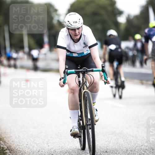 16.08.2026 - KN Förde Triathlon 2026 H.Heesch http://msf.ph/oto/9986262 16.08.2026 13:09:27 Radfahren 543, 720, 723 meine-sportfotos.de