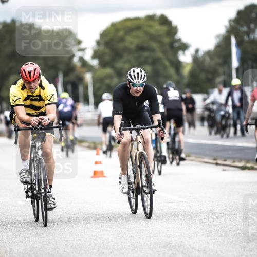 16.08.2026 - KN Förde Triathlon 2026 H.Heesch http://msf.ph/oto/9986266 16.08.2026 13:09:30 Radfahren 543, 552, 720, 723 meine-sportfotos.de