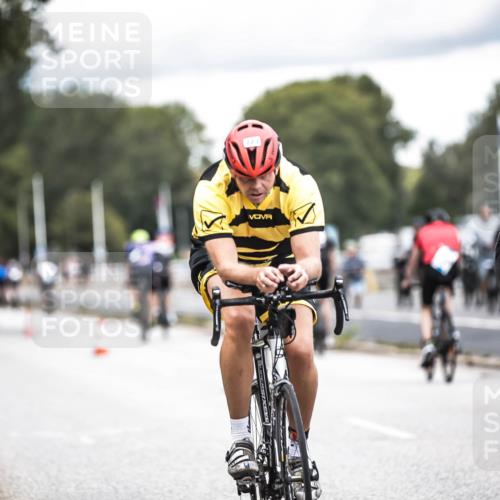 16.08.2026 - KN Förde Triathlon 2026 H.Heesch http://msf.ph/oto/9986270 16.08.2026 13:09:30 Radfahren 543, 552, 720, 723 meine-sportfotos.de