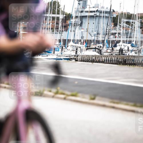 16.08.2026 - KN Förde Triathlon 2026 H.Heesch http://msf.ph/oto/9986287 16.08.2026 13:09:35 Radfahren 552, 596 meine-sportfotos.de