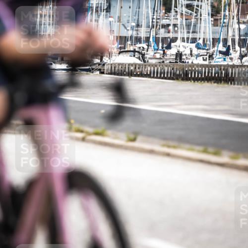 16.08.2026 - KN Förde Triathlon 2026 H.Heesch http://msf.ph/oto/9986288 16.08.2026 13:09:35 Radfahren 552, 596 meine-sportfotos.de