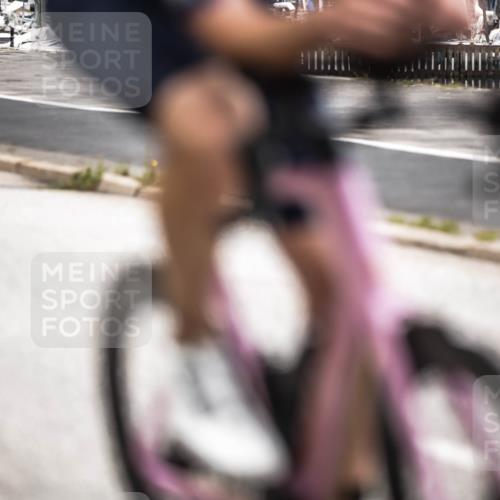 16.08.2026 - KN Förde Triathlon 2026 H.Heesch http://msf.ph/oto/9986290 16.08.2026 13:09:35 Radfahren 552, 596 meine-sportfotos.de