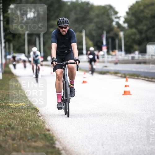 16.08.2026 - KN Förde Triathlon 2026 H.Heesch http://msf.ph/oto/9986317 16.08.2026 13:09:48 Radfahren 553, 735 meine-sportfotos.de
