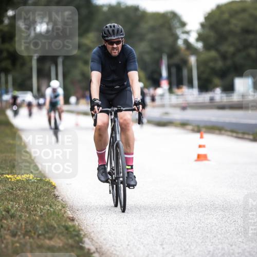 16.08.2026 - KN Förde Triathlon 2026 H.Heesch http://msf.ph/oto/9986323 16.08.2026 13:09:49 Radfahren 553, 605, 735 meine-sportfotos.de