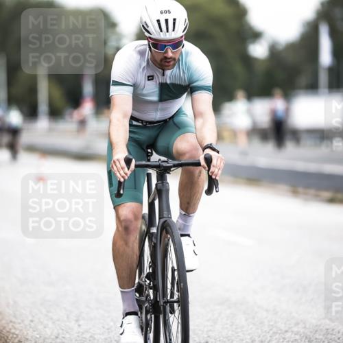16.08.2026 - KN Förde Triathlon 2026 H.Heesch http://msf.ph/oto/9986331 16.08.2026 13:09:53 Radfahren 553, 601, 605, 735 meine-sportfotos.de