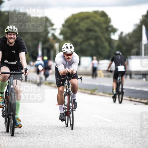 16.08.2026 - KN Förde Triathlon 2026 H.Heesch http://msf.ph/oto/9986350 16.08.2026 13:10:03 Radfahren 504, 524, 595, 701, 704, 743 meine-sportfotos.de