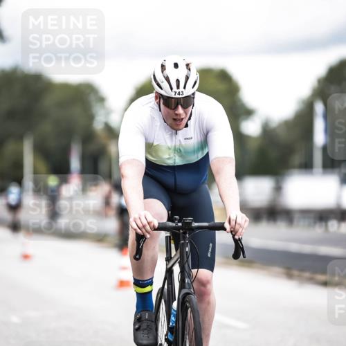 16.08.2026 - KN Förde Triathlon 2026 H.Heesch http://msf.ph/oto/9986371 16.08.2026 13:10:06 Radfahren 504, 524, 594, 595, 704, 743 meine-sportfotos.de