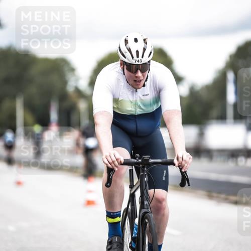 16.08.2026 - KN Förde Triathlon 2026 H.Heesch http://msf.ph/oto/9986372 16.08.2026 13:10:06 Radfahren 504, 524, 594, 595, 704, 743 meine-sportfotos.de
