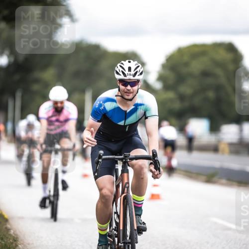 16.08.2026 - KN Förde Triathlon 2026 H.Heesch http://msf.ph/oto/9986380 16.08.2026 13:10:10 Radfahren 504, 594, 595, 718, 732 meine-sportfotos.de