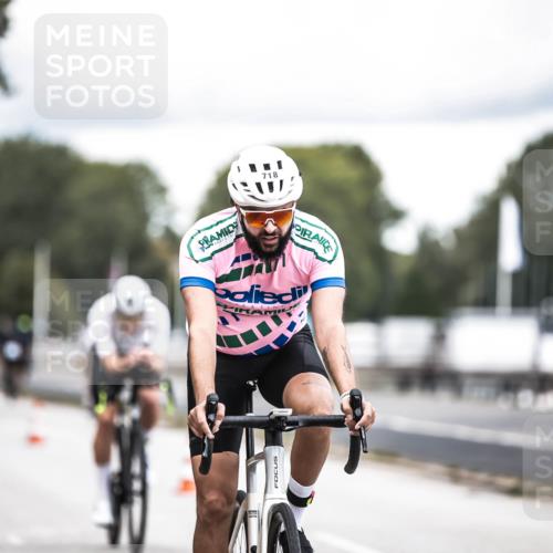 16.08.2026 - KN Förde Triathlon 2026 H.Heesch http://msf.ph/oto/9986397 16.08.2026 13:10:12 Radfahren 594, 710, 718, 732 meine-sportfotos.de