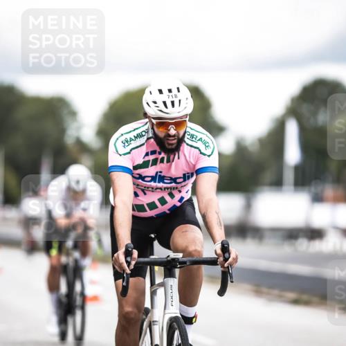 16.08.2026 - KN Förde Triathlon 2026 H.Heesch http://msf.ph/oto/9986399 16.08.2026 13:10:12 Radfahren 594, 710, 718, 732 meine-sportfotos.de