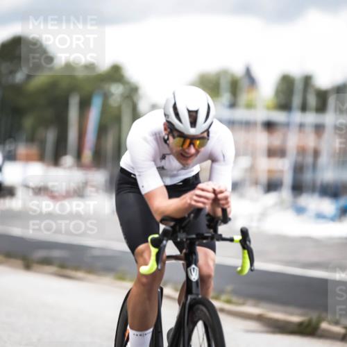 16.08.2026 - KN Förde Triathlon 2026 H.Heesch http://msf.ph/oto/9986407 16.08.2026 13:10:13 Radfahren 592, 594, 710, 718, 732 meine-sportfotos.de
