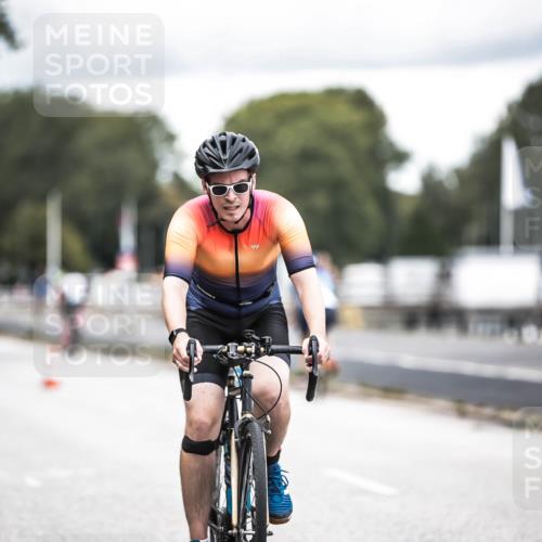 16.08.2026 - KN Förde Triathlon 2026 H.Heesch http://msf.ph/oto/9986424 16.08.2026 13:10:17 Radfahren 592, 710 meine-sportfotos.de