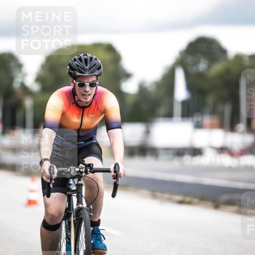 16.08.2026 - KN Förde Triathlon 2026 H.Heesch http://msf.ph/oto/9986428 16.08.2026 13:10:17 Radfahren 592, 710 meine-sportfotos.de