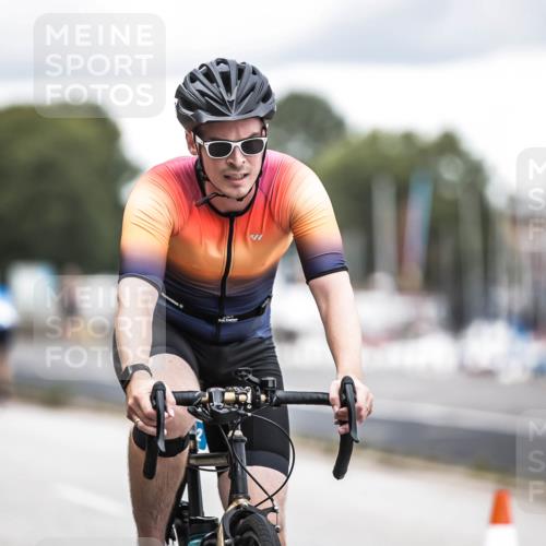 16.08.2026 - KN Förde Triathlon 2026 H.Heesch http://msf.ph/oto/9986436 16.08.2026 13:10:18 Radfahren 592, 710 meine-sportfotos.de