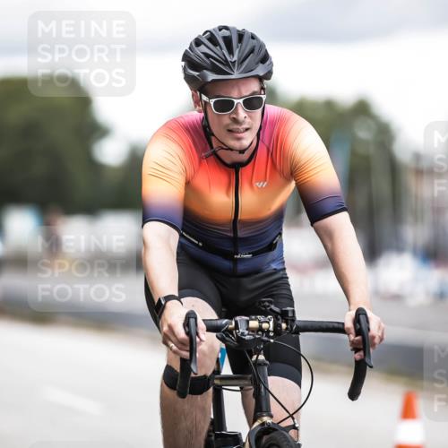 16.08.2026 - KN Förde Triathlon 2026 H.Heesch http://msf.ph/oto/9986438 16.08.2026 13:10:18 Radfahren 592, 710 meine-sportfotos.de