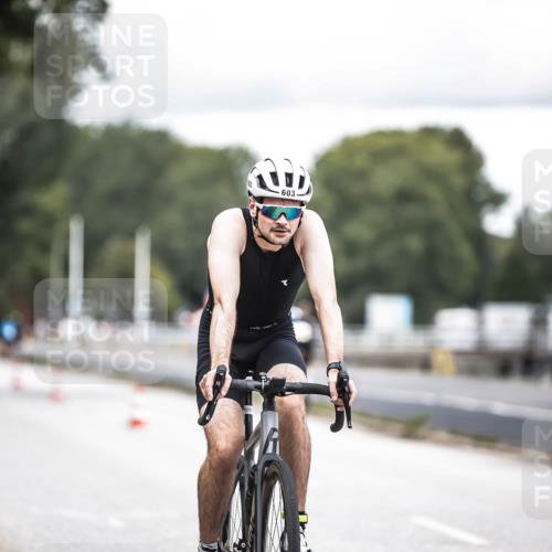 16.08.2026 - KN Förde Triathlon 2026 H.Heesch http://msf.ph/oto/9986440 16.08.2026 13:10:32 Radfahren 574, 603 meine-sportfotos.de