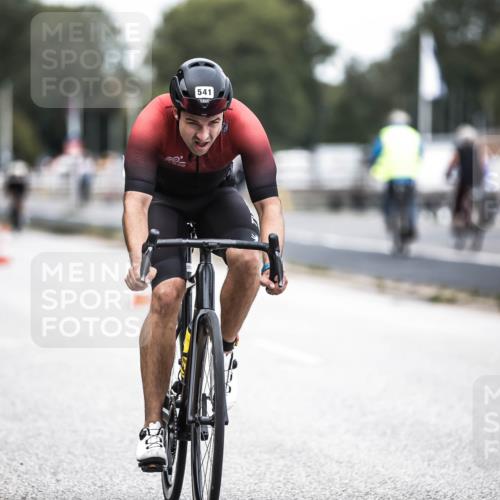 16.08.2026 - KN Förde Triathlon 2026 H.Heesch http://msf.ph/oto/9986462 16.08.2026 13:10:42 Radfahren 541, 544, 549, 556 meine-sportfotos.de