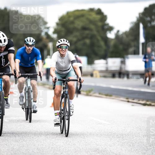 16.08.2026 - KN Förde Triathlon 2026 H.Heesch http://msf.ph/oto/9986482 16.08.2026 13:10:52 Radfahren 590, 602, 607, 722 meine-sportfotos.de