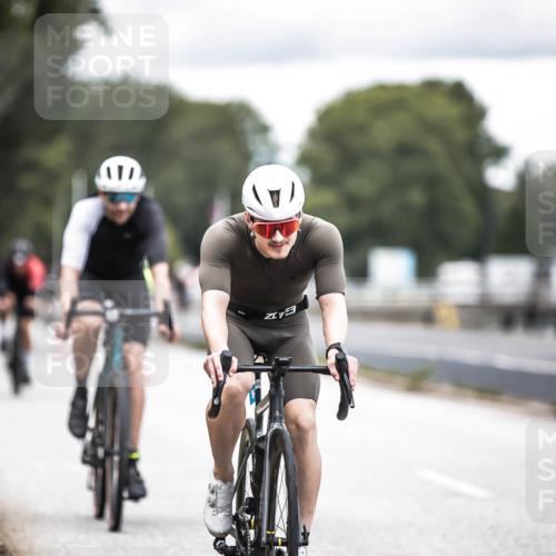 16.08.2026 - KN Förde Triathlon 2026 H.Heesch http://msf.ph/oto/9986510 16.08.2026 13:11:01 Radfahren 503, 506, 532, 538, 547, 597, 598, 707, 731, 736 meine-sportfotos.de