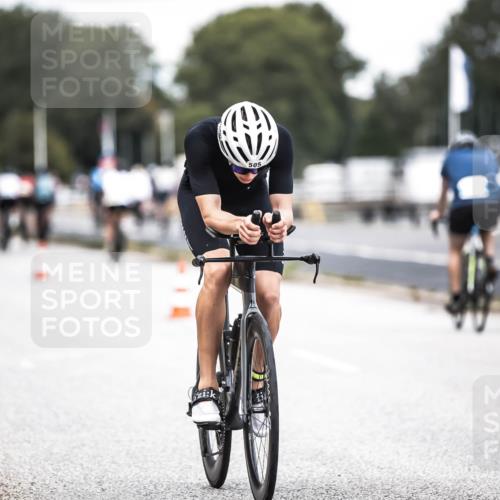 16.08.2026 - KN Förde Triathlon 2026 H.Heesch http://msf.ph/oto/9986582 16.08.2026 13:11:15 Radfahren 577, 584, 706 meine-sportfotos.de