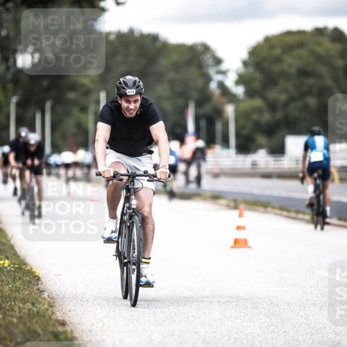 16.08.2026 - KN Förde Triathlon 2026 H.Heesch http://msf.ph/oto/9986598 16.08.2026 13:11:20 Radfahren 572, 716 meine-sportfotos.de