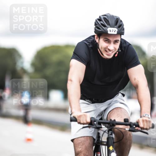 16.08.2026 - KN Förde Triathlon 2026 H.Heesch http://msf.ph/oto/9986616 16.08.2026 13:11:22 Radfahren 572, 576, 604, 608, 703, 716 meine-sportfotos.de