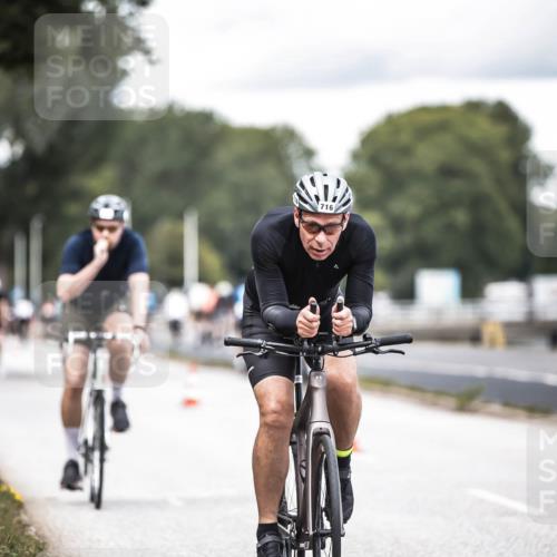 16.08.2026 - KN Förde Triathlon 2026 H.Heesch http://msf.ph/oto/9986618 16.08.2026 13:11:24 Radfahren 557, 572, 576, 604, 608, 703, 716 meine-sportfotos.de