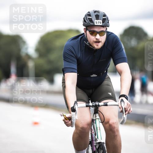 16.08.2026 - KN Förde Triathlon 2026 H.Heesch http://msf.ph/oto/9986638 16.08.2026 13:11:26 Radfahren 557, 576, 604, 608, 703, 716 meine-sportfotos.de