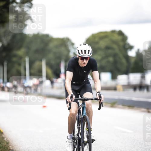 16.08.2026 - KN Förde Triathlon 2026 H.Heesch http://msf.ph/oto/9986640 16.08.2026 13:11:29 Radfahren 508, 557, 576, 604, 608, 703 meine-sportfotos.de