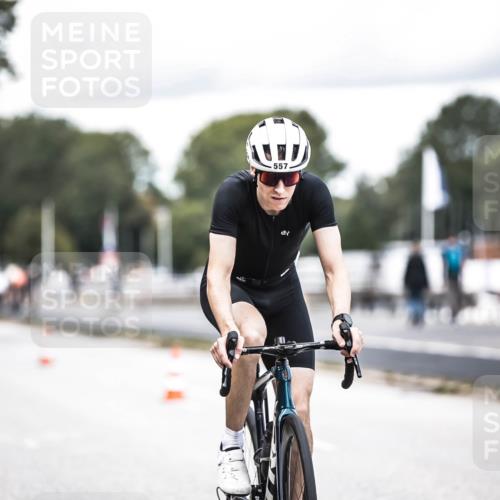 16.08.2026 - KN Förde Triathlon 2026 H.Heesch http://msf.ph/oto/9986645 16.08.2026 13:11:29 Radfahren 508, 557, 576, 604, 608, 703 meine-sportfotos.de