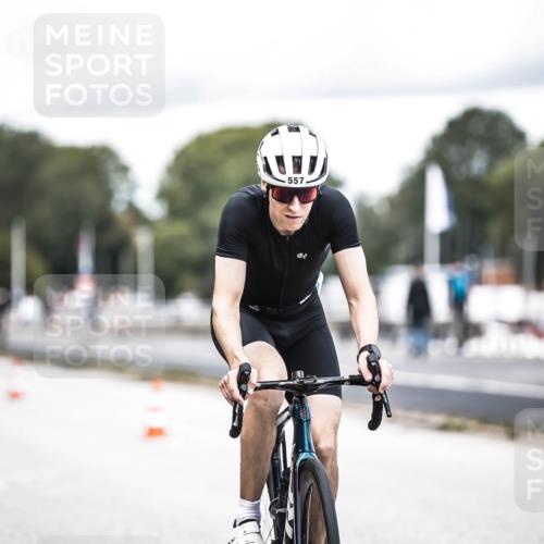 16.08.2026 - KN Förde Triathlon 2026 H.Heesch http://msf.ph/oto/9986646 16.08.2026 13:11:29 Radfahren 508, 557, 576, 604, 608, 703 meine-sportfotos.de