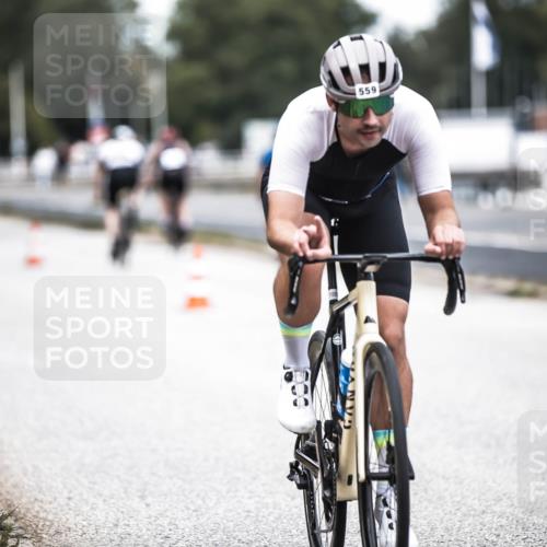 16.08.2026 - KN Förde Triathlon 2026 H.Heesch http://msf.ph/oto/9986667 16.08.2026 13:11:35 Radfahren 508, 558, 559 meine-sportfotos.de