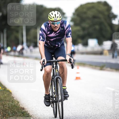 16.08.2026 - KN Förde Triathlon 2026 H.Heesch http://msf.ph/oto/9986675 16.08.2026 13:11:37 Radfahren 548, 558, 559 meine-sportfotos.de