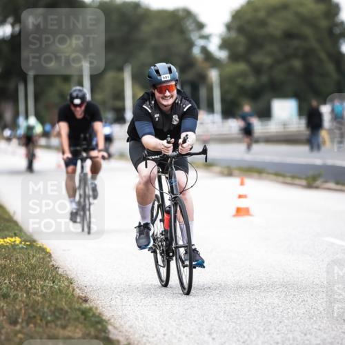 16.08.2026 - KN Förde Triathlon 2026 H.Heesch http://msf.ph/oto/9986683 16.08.2026 13:11:42 Radfahren 522, 548, 581 meine-sportfotos.de